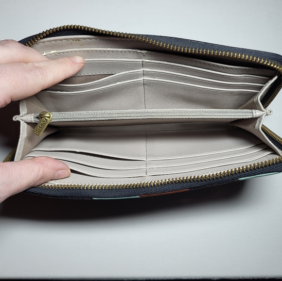 FOSSIL Zip-Around, Striped Leather Wallet With Black, Brown, And Mint Green - Picture 6 of 8